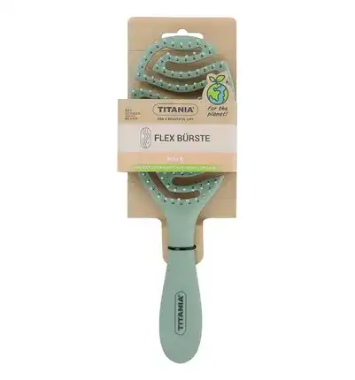 Oval brush for curly and tangled hair