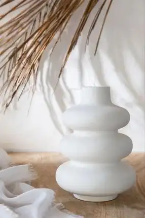 Scandinavian vase with a luxurious and elegant design