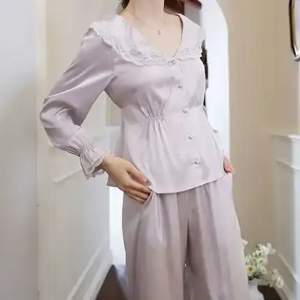 Pajamas made of satin velvet fabric and lace