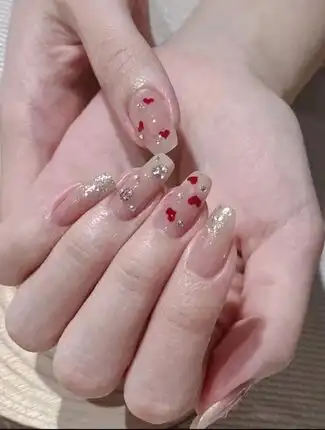 Heart nails from Sheqlam