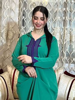 Light, fun and elegant Moroccan caftan